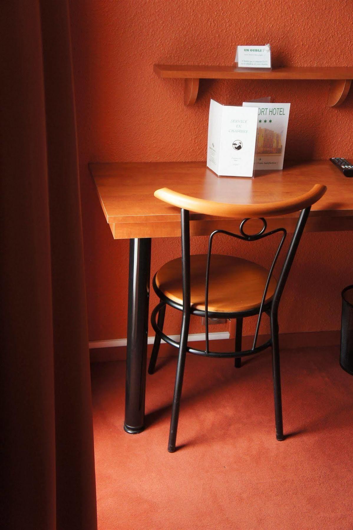 Inter-Hotel Toulouse Aeroport Бланяк Екстериор снимка